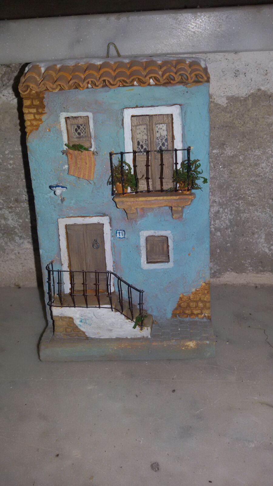 Casetta balcone e scaletta