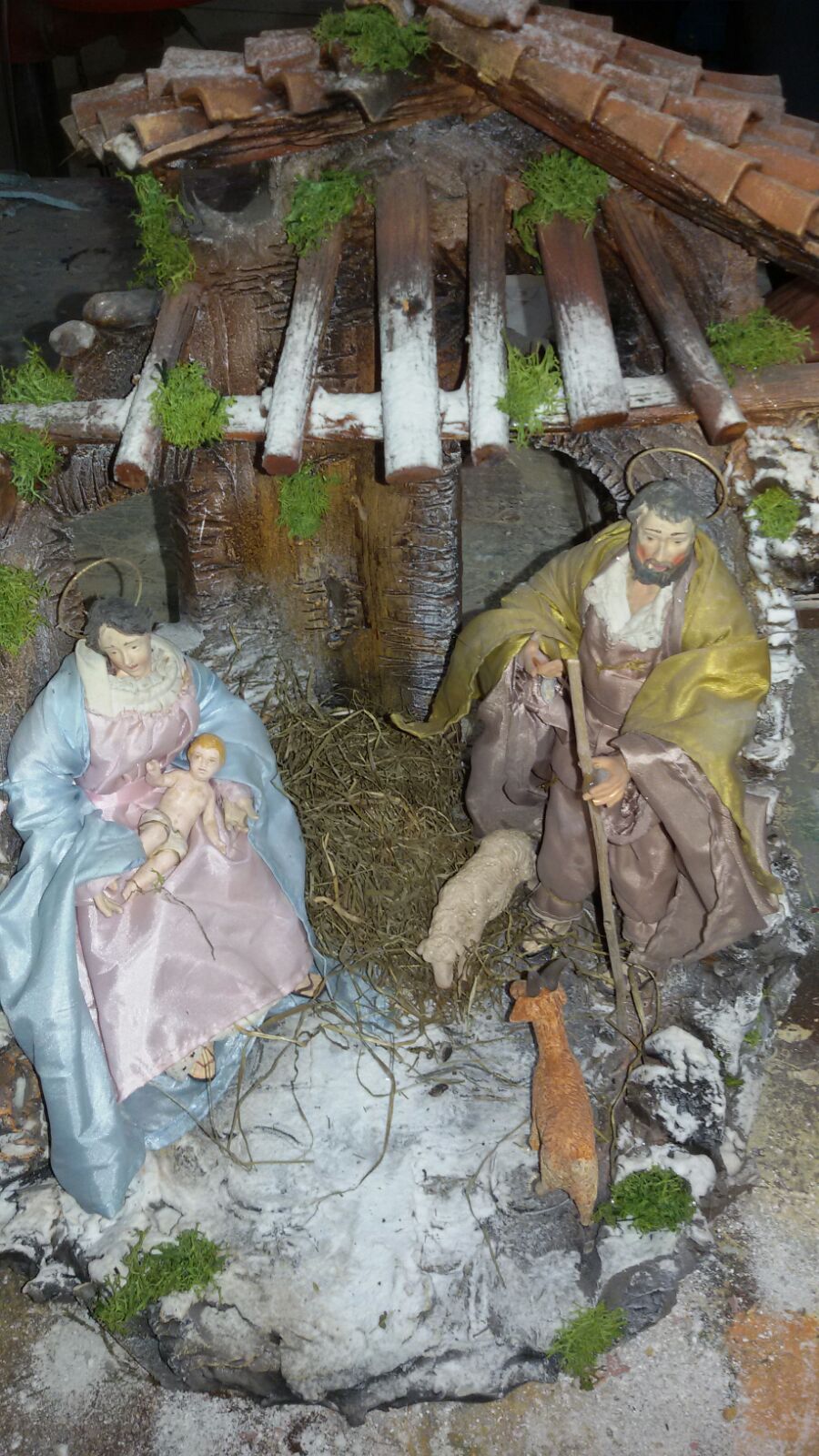 Presepe in terracotta stile romano